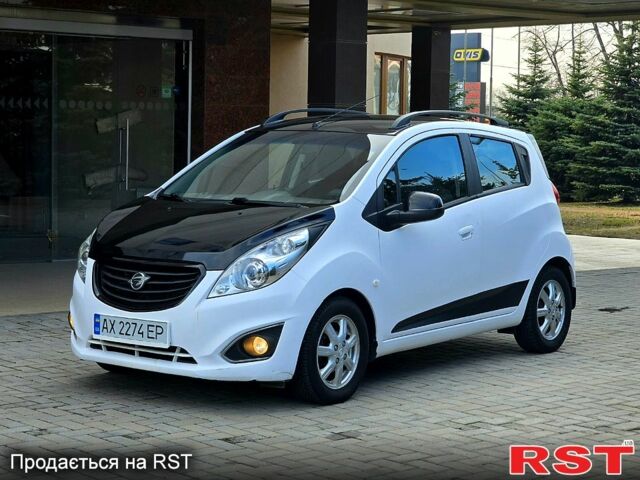 Білий Равон Р2, об'ємом двигуна 1.2 л та пробігом 88 тис. км за 5600 $, фото 1 на Automoto.ua