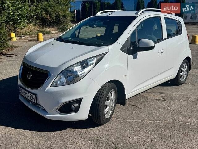 Білий Равон Р2, об'ємом двигуна 1.25 л та пробігом 42 тис. км за 7500 $, фото 1 на Automoto.ua