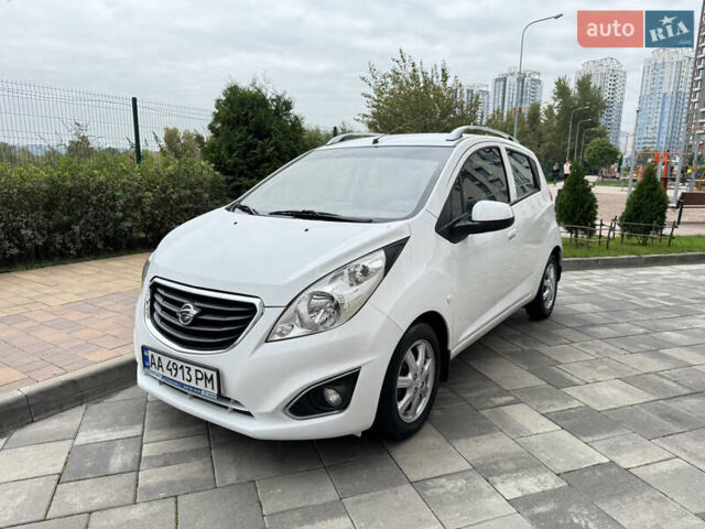 Білий Равон Р2, об'ємом двигуна 1.25 л та пробігом 75 тис. км за 7200 $, фото 1 на Automoto.ua