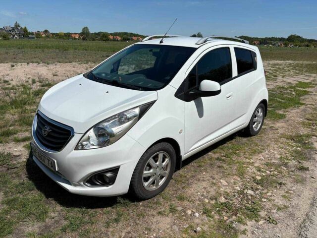 Белый Равон Р2, объемом двигателя 1.2 л и пробегом 58 тыс. км за 7200 $, фото 1 на Automoto.ua
