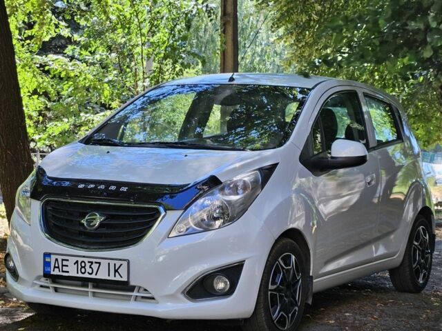 Белый Равон Р2, объемом двигателя 1.2 л и пробегом 120 тыс. км за 5197 $, фото 1 на Automoto.ua