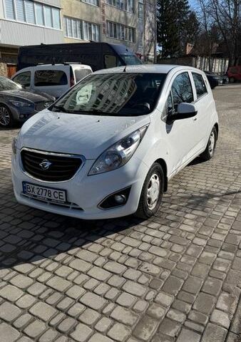 Белый Равон Р2, объемом двигателя 1.25 л и пробегом 54 тыс. км за 6500 $, фото 1 на Automoto.ua