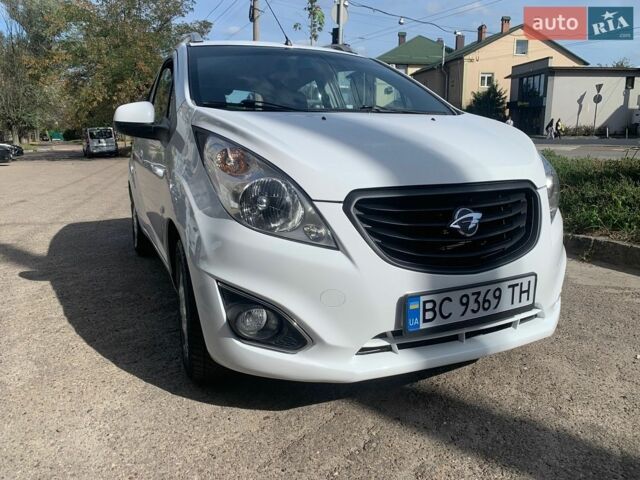 Білий Равон Р2, об'ємом двигуна 1.25 л та пробігом 153 тис. км за 7800 $, фото 1 на Automoto.ua