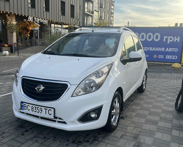 Белый Равон Р2, объемом двигателя 1.25 л и пробегом 60 тыс. км за 8000 $, фото 1 на Automoto.ua