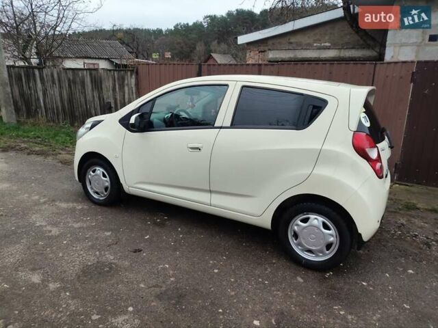 Бежевий Равон Р2, об'ємом двигуна 1.25 л та пробігом 80 тис. км за 7000 $, фото 1 на Automoto.ua