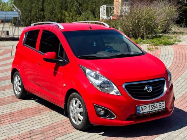 Красный Равон Р2, объемом двигателя 1.2 л и пробегом 41 тыс. км за 7500 $, фото 1 на Automoto.ua