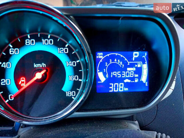 Серый Равон Р2, объемом двигателя 1.25 л и пробегом 20 тыс. км за 7200 $, фото 1 на Automoto.ua