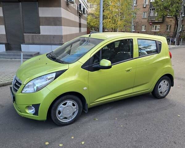 Равон Р2 2016 в Киеве на Automoto.ua Зеленый Равон Р2, объемом двигателя 1.25 л и пробегом 28 тыс. км за 7200 $, фото 1 на Automoto.ua