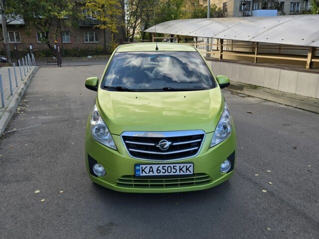 Равон Р2 2016 в Киеве на Automoto.ua Зеленый Равон Р2, объемом двигателя 1.2 л и пробегом 28 тыс. км за 7200 $, фото 1 на Automoto.ua