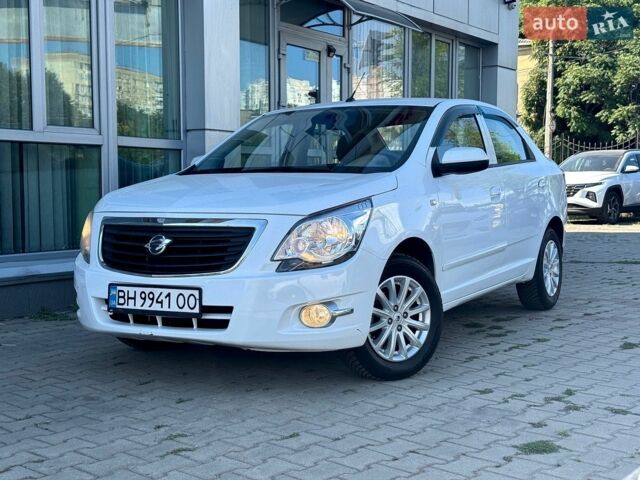 Білий Равон R4, об'ємом двигуна 1.49 л та пробігом 45 тис. км за 6999 $, фото 1 на Automoto.ua
