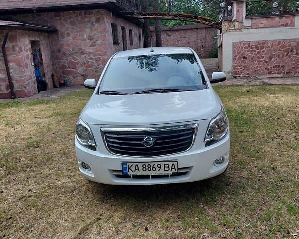 Белый Равон R4, объемом двигателя 1.49 л и пробегом 100 тыс. км за 9800 $, фото 1 на Automoto.ua