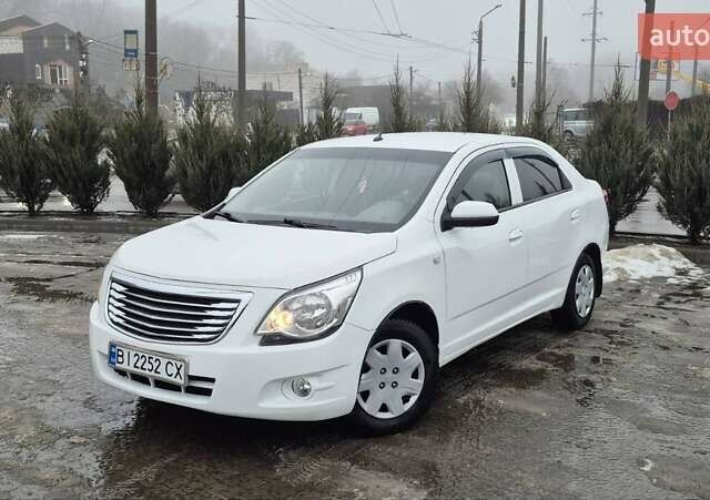 Белый Равон R4, объемом двигателя 1.49 л и пробегом 153 тыс. км за 6650 $, фото 1 на Automoto.ua