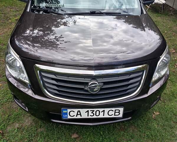 Коричневий Равон R4, об'ємом двигуна 1.5 л та пробігом 98 тис. км за 7500 $, фото 1 на Automoto.ua
