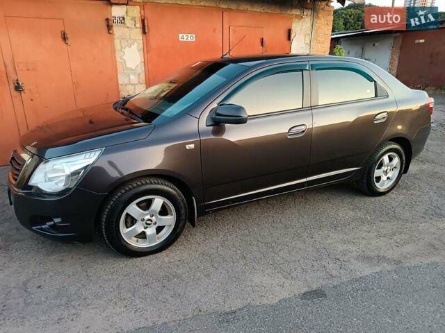 Коричневый Равон R4, объемом двигателя 1.5 л и пробегом 220 тыс. км за 5900 $, фото 1 на Automoto.ua