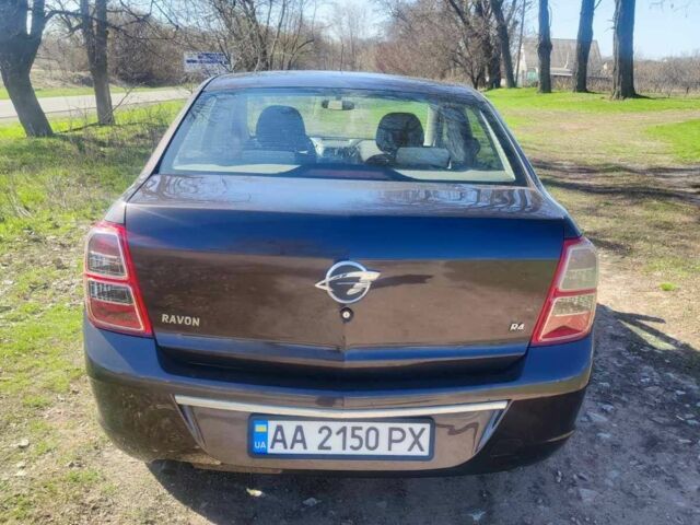 Коричневий Равон R4, об'ємом двигуна 1.5 л та пробігом 150 тис. км за 4600 $, фото 1 на Automoto.ua