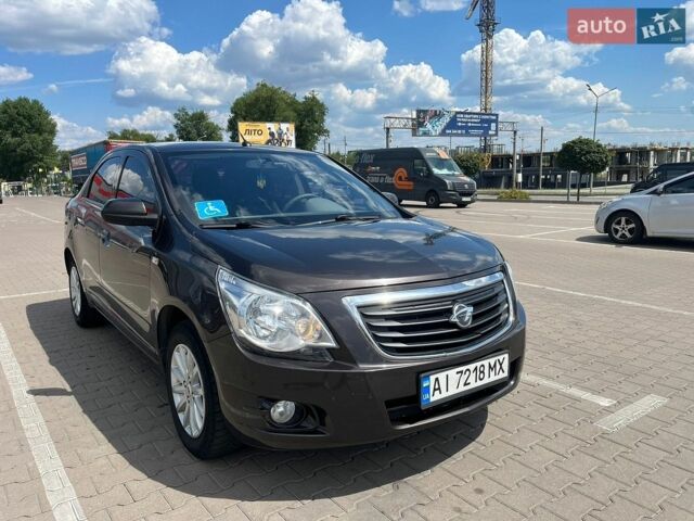 Коричневый Равон R4, объемом двигателя 1.49 л и пробегом 200 тыс. км за 7000 $, фото 1 на Automoto.ua