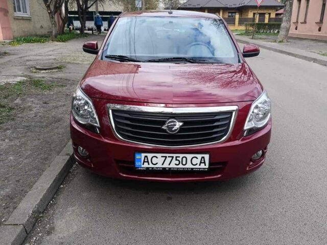 Красный Равон R4, объемом двигателя 1.5 л и пробегом 27 тыс. км за 7300 $, фото 1 на Automoto.ua