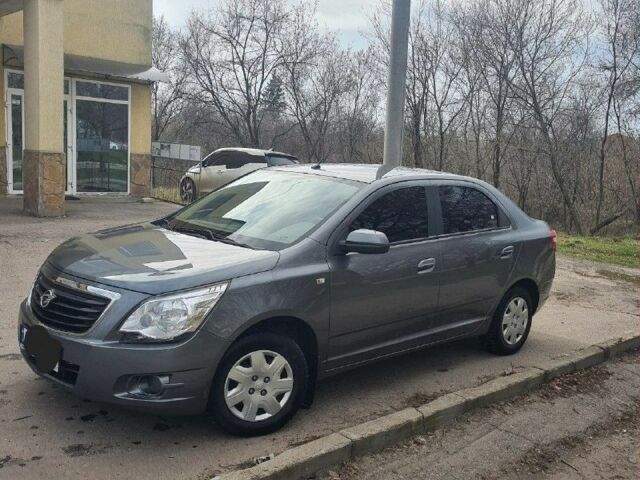 Серый Равон R4, объемом двигателя 1.5 л и пробегом 154 тыс. км за 4964 $, фото 1 на Automoto.ua