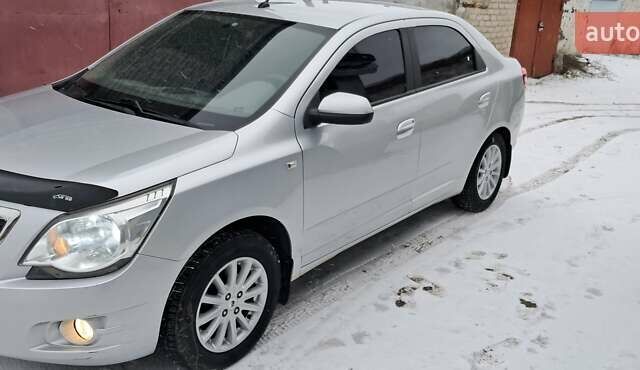 Сірий Равон R4, об'ємом двигуна 1.49 л та пробігом 184 тис. км за 5800 $, фото 1 на Automoto.ua