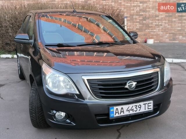 Сірий Равон R4, об'ємом двигуна 1.49 л та пробігом 210 тис. км за 5500 $, фото 1 на Automoto.ua