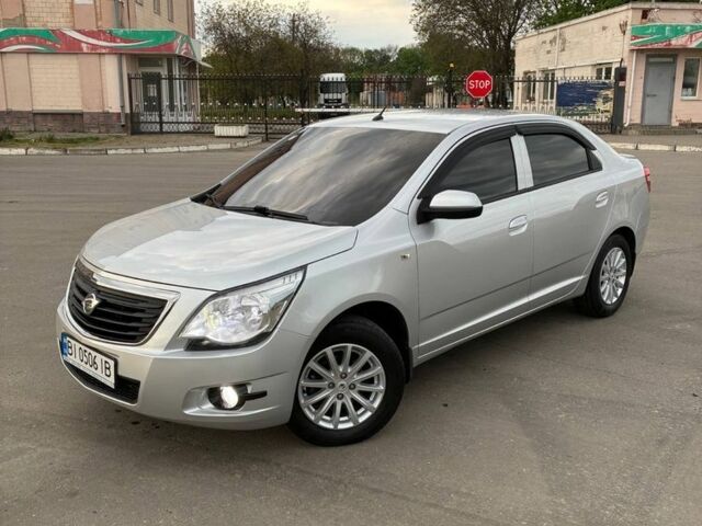 Серый Равон R4, объемом двигателя 1.5 л и пробегом 56 тыс. км за 999999 $, фото 1 на Automoto.ua