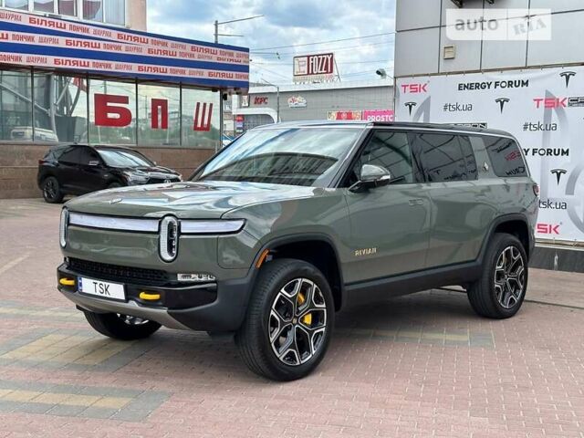 Rivian R1S, объемом двигателя 0 л и пробегом 17 тыс. км за 89000 $, фото 1 на Automoto.ua