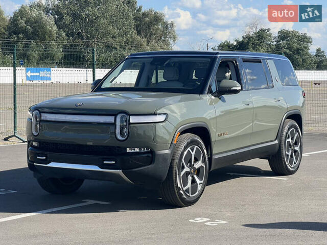 Зеленый Rivian R1S, объемом двигателя 0 л и пробегом 14 тыс. км за 72999 $, фото 1 на Automoto.ua