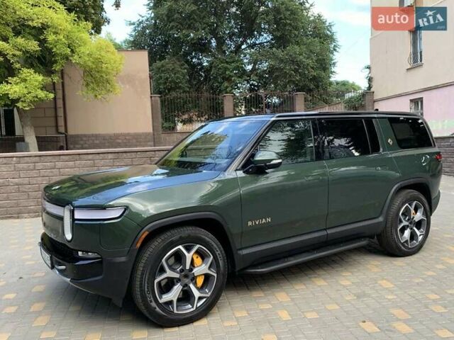 Зеленый Rivian R1S, объемом двигателя 0 л и пробегом 17 тыс. км за 50000 $, фото 1 на Automoto.ua