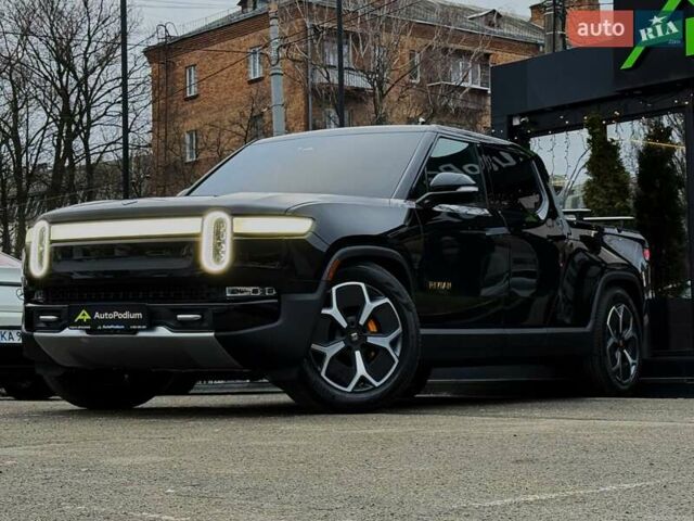 Черный Rivian R1T, объемом двигателя 0 л и пробегом 4 тыс. км за 65999 $, фото 1 на Automoto.ua