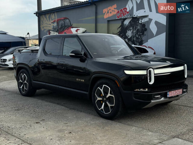 Черный Rivian R1T, объемом двигателя 0 л и пробегом 6 тыс. км за 63000 $, фото 1 на Automoto.ua