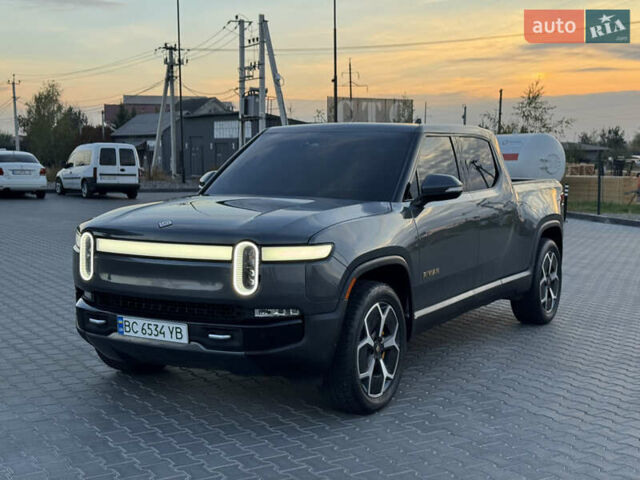 Rivian R1T 2023 у Ужгороді на Automoto.ua Сірий Rivian R1T, об'ємом двигуна 0 л та пробігом 34 тис. км за 46900 $, фото 1 на Automoto.ua