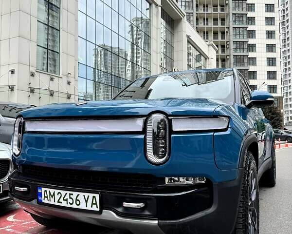 Синий Rivian R1T, объемом двигателя 0 л и пробегом 11 тыс. км за 50000 $, фото 1 на Automoto.ua