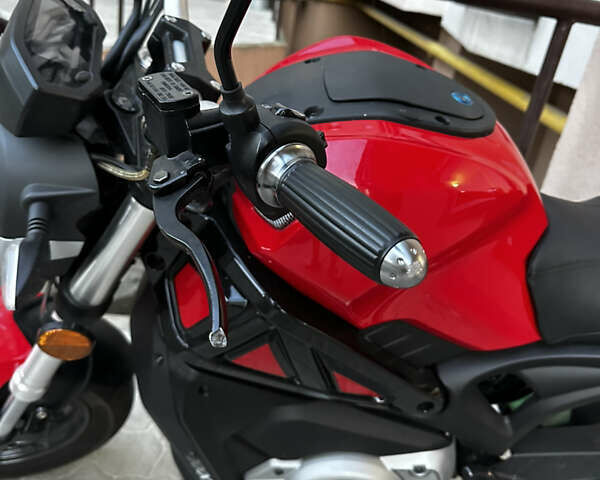 Красный SAXXX E-Roadster E-Roller, объемом двигателя 0 л и пробегом 1 тыс. км за 1400 $, фото 1 на Automoto.ua