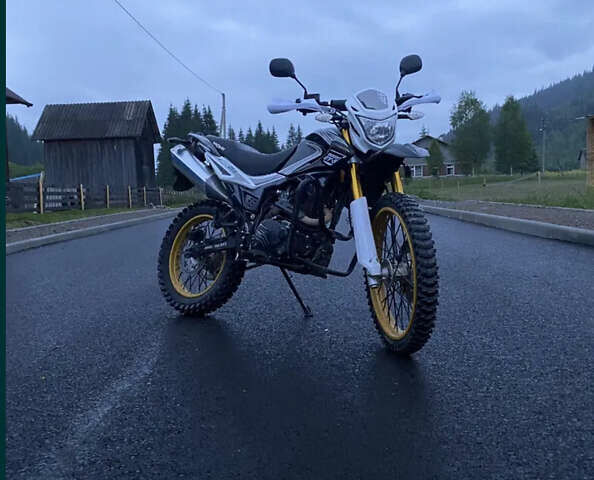 Черный Senke SK, объемом двигателя 0.25 л и пробегом 4 тыс. км за 1200 $, фото 1 на Automoto.ua