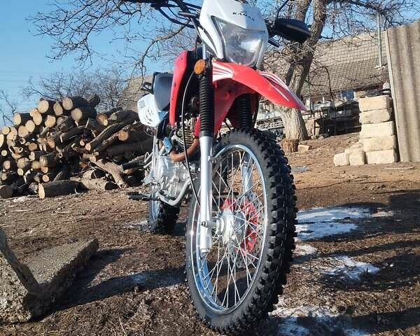 Червоний Shark ML 200, об'ємом двигуна 0.65 л та пробігом 550 тис. км за 900 $, фото 1 на Automoto.ua