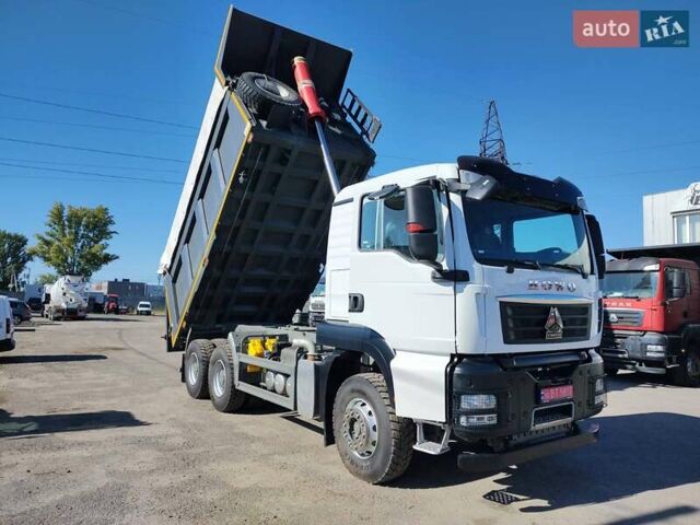 Белый Sinotruk Howo T5G TX, объемом двигателя 12.42 л и пробегом 1 тыс. км за 106500 $, фото 1 на Automoto.ua