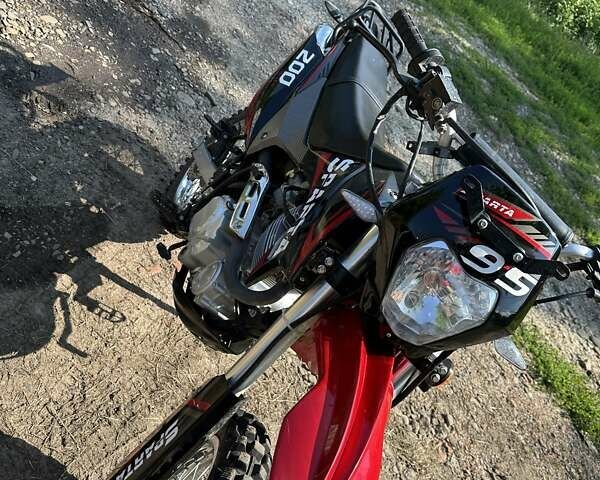 Черный Sparta SD 200, объемом двигателя 0 л и пробегом 12 тыс. км за 1000 $, фото 1 на Automoto.ua