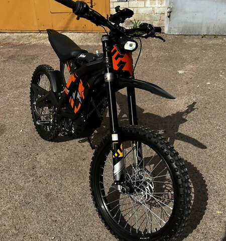 Чорний Sur-Ron X, об'ємом двигуна 0 л та пробігом 2 тис. км за 4000 $, фото 1 на Automoto.ua