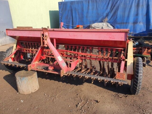 Красный СЗ 2.7, объемом двигателя 0 л и пробегом 0 тыс. км за 1300 $, фото 1 на Automoto.ua