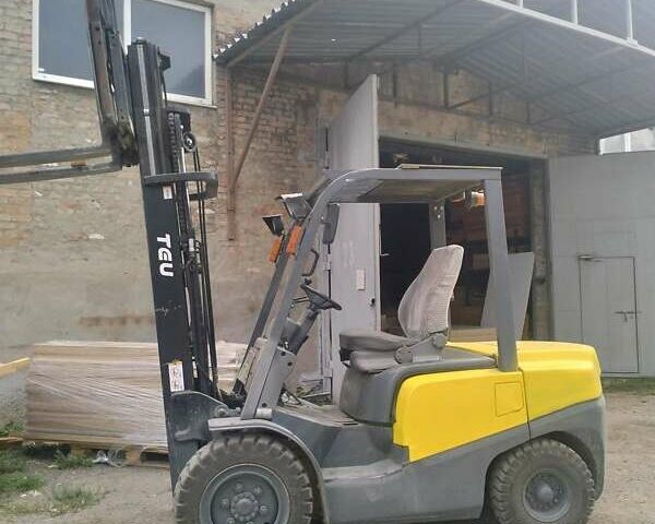 Жовтий TEU FD, об'ємом двигуна 2.9 л та пробігом 0 тис. км за 8000 $, фото 1 на Automoto.ua