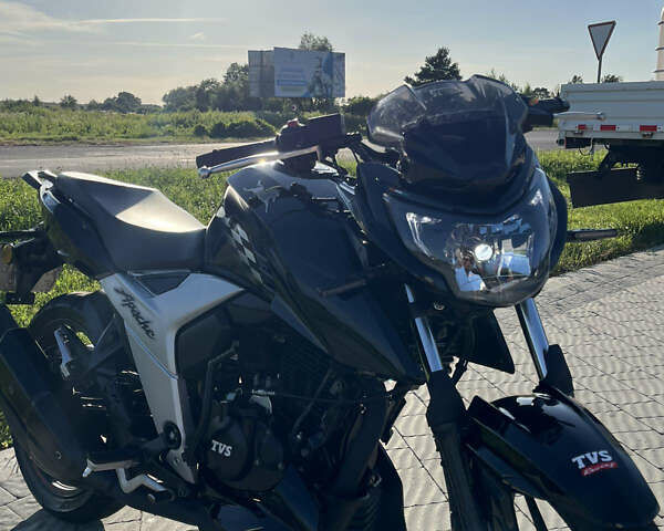 Черный TVS Apache RTR 160, объемом двигателя 0.15 л и пробегом 6 тыс. км за 1600 $, фото 1 на Automoto.ua