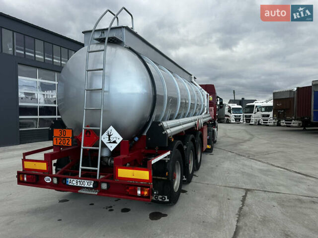 Красный Vocol GI 44, объемом двигателя 0 л и пробегом 250 тыс. км за 57500 $, фото 1 на Automoto.ua