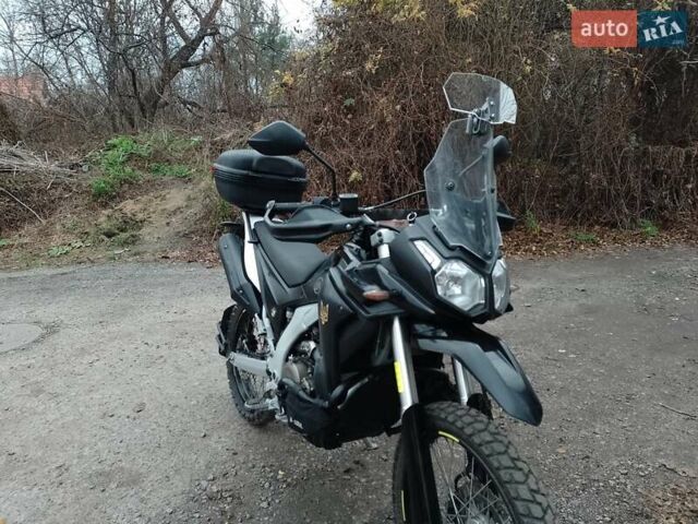 Voge 300 Rally, объемом двигателя 0 л и пробегом 23 тыс. км за 1950 $, фото 1 на Automoto.ua