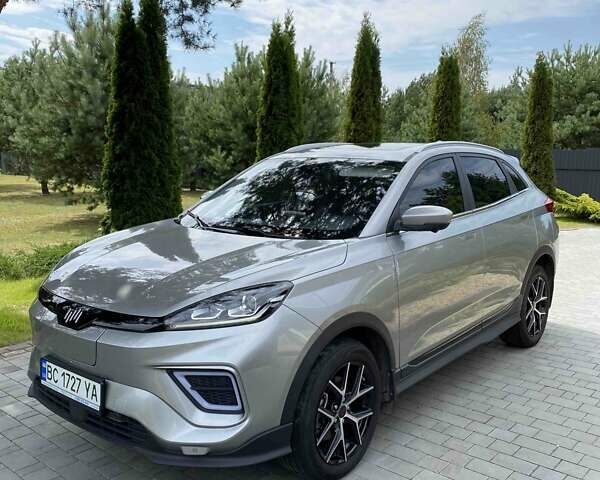Серый Weltmeister EX5-Z, объемом двигателя 0 л и пробегом 37 тыс. км за 17800 $, фото 1 на Automoto.ua