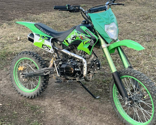 X-Drive 125-ATV 2020 в Дунаевцах на Automoto.ua Зеленый X-Drive 125-ATV, объемом двигателя 0.12 л и пробегом 7 тыс. км за 547 $, фото 1 на Automoto.ua