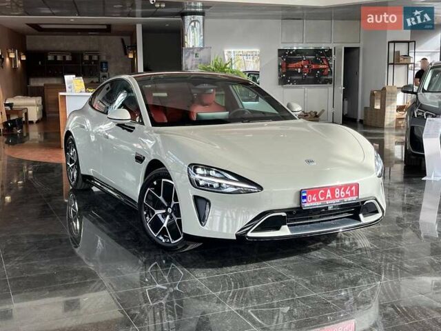 Сірий Xiaomi SU7, об'ємом двигуна 0 л та пробігом 5 тис. км за 33000 $, фото 1 на Automoto.ua