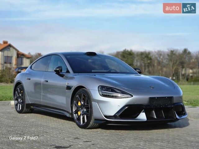 Сірий Xiaomi SU7 Ultra, об'ємом двигуна 0 л та пробігом 1 тис. км за 95000 $, фото 1 на Automoto.ua