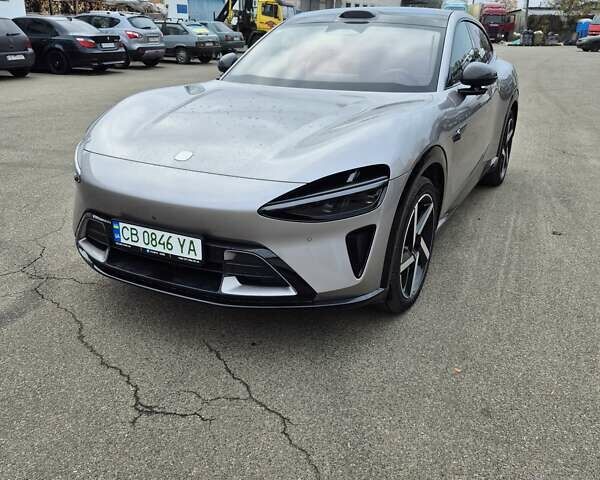 Сірий Xiaomi YU7, об'ємом двигуна 0 л та пробігом 1 тис. км за 61000 $, фото 1 на Automoto.ua