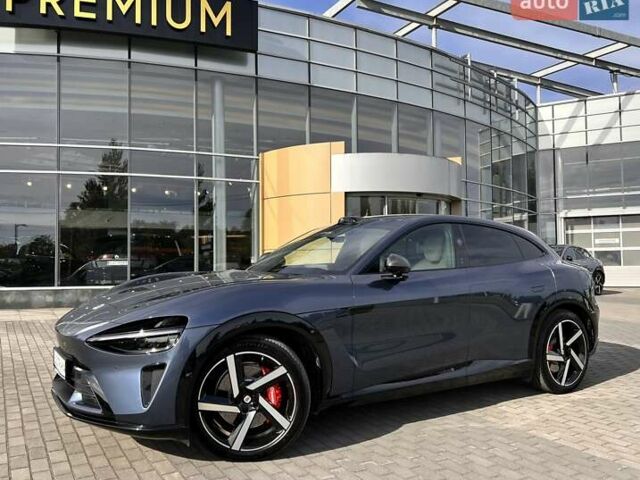 Синий Xiaomi YU7, объемом двигателя 0 л и пробегом 1 тыс. км за 65800 $, фото 1 на Automoto.ua