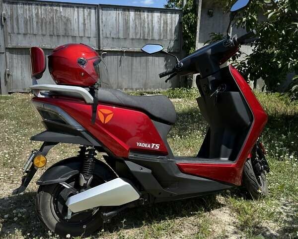Червоний Yadea T5, об'ємом двигуна 0 л та пробігом 2 тис. км за 1078 $, фото 1 на Automoto.ua